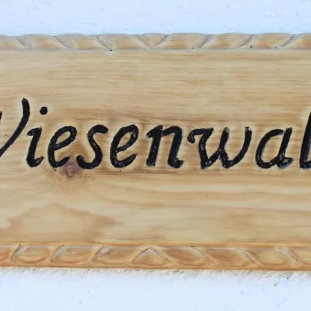 Schoeneben Wiesenwald