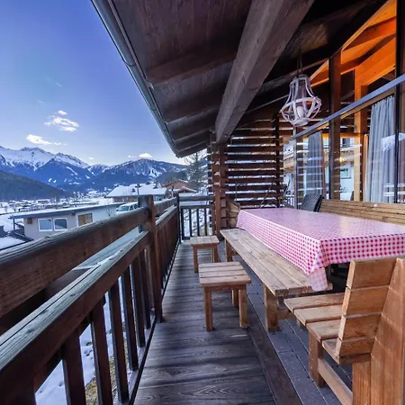 Schoeneben Wiesenwald Feriehus Wald im Pinzgau