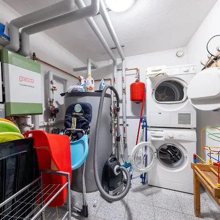 Schoeneben Wiesenwald 度假居