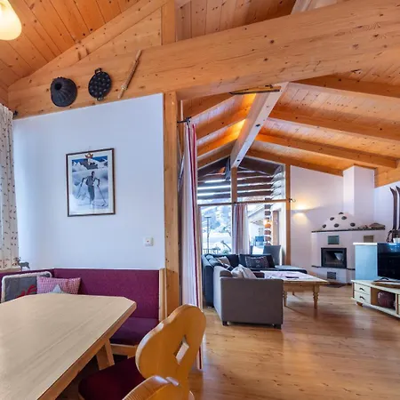 度假居 Schoeneben Wiesenwald 瓦尔德平古