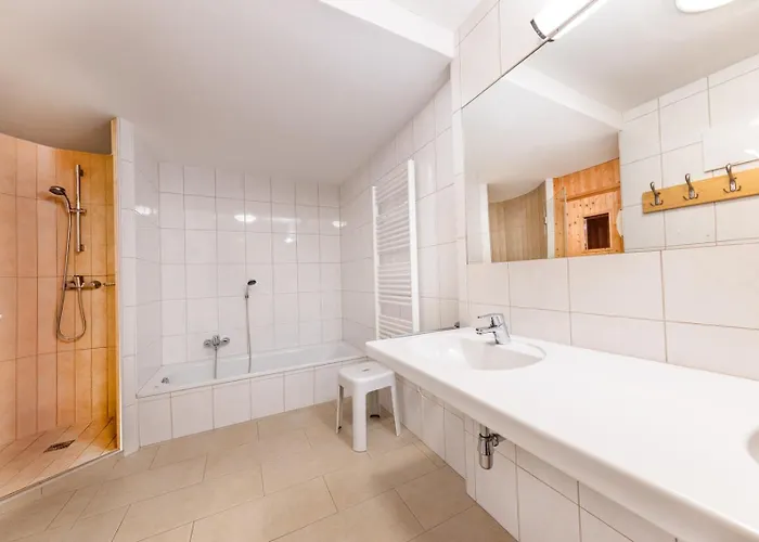 Schoeneben Wiesenwald וואלד אים פינצגאו