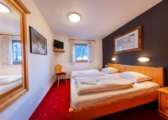 Schoeneben Wiesenwald וואלד אים פינצגאו